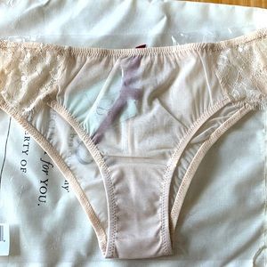 The Little Bra Company Ethel panty in Linen, nwt